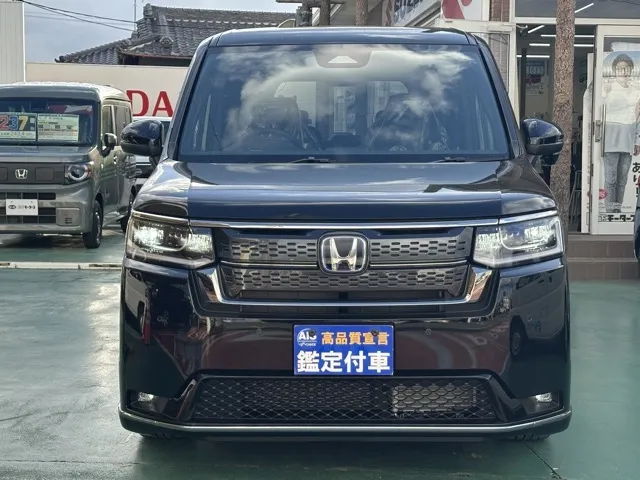 ステップワゴン(ホンダ)e・HEVスパーダ 7人登録済未使用車 29