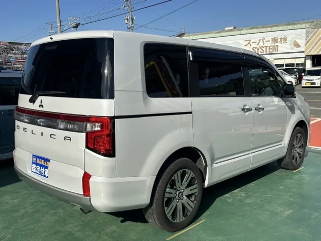 デリカD:5(三菱)Ｐ 8人 ナビ取付PKGⅡ オートステップ付中古車 12