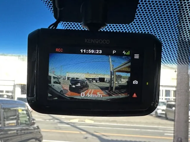 デリカD:5(三菱)Ｐ 8人 ナビ取付PKGⅡ オートステップ付中古車 23