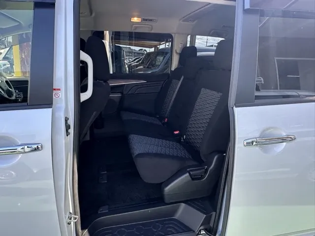 デリカD:5(三菱)Ｐ 8人 ナビ取付PKGⅡ オートステップ付中古車 4