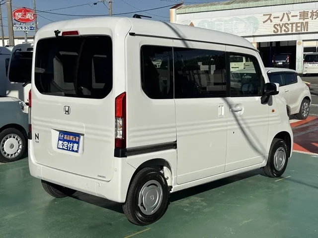 N-VAN(ホンダ)Lタイプ AT ４WD届出済未使用車 12