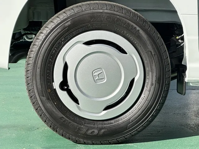 N-VAN(ホンダ)Lタイプ AT ４WD届出済未使用車 13