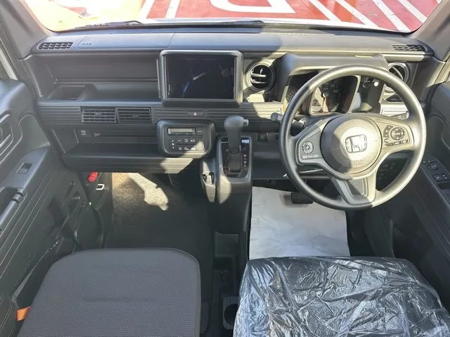 N-VAN(ホンダ)Lタイプ AT ４WD届出済未使用車 7