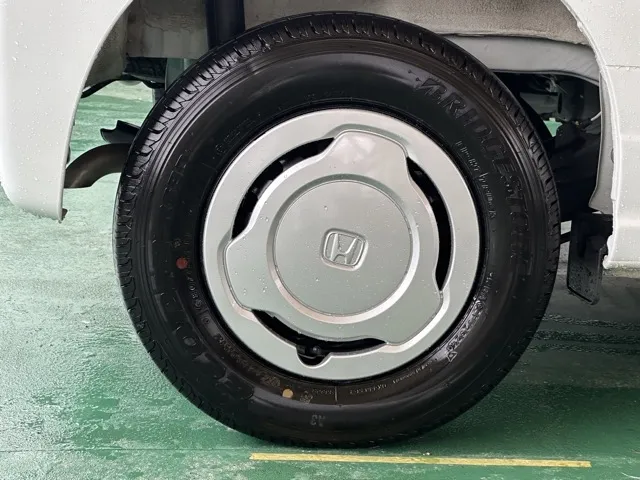 N-VAN(ホンダ)Lタイプ AT ４WD中古車 13