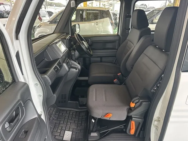N-VAN(ホンダ)Lタイプ AT ４WD中古車 3