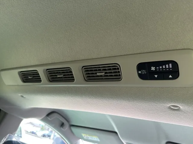 フリード(ホンダ)e：HEVクロスター ６人乗新車見本展示無 8