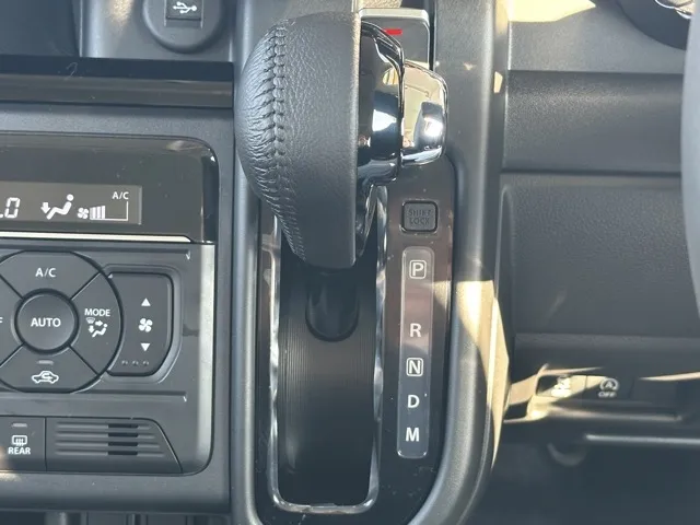 スペーシア(スズキ)ハイブリッドXSターボ 全方位ナビ届出済未使用車 25