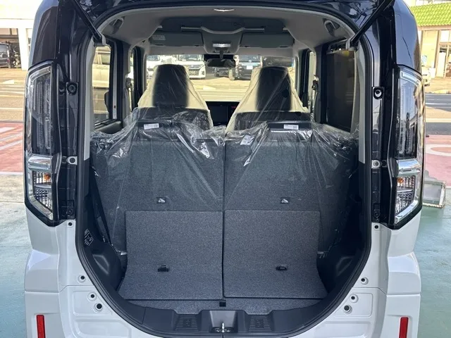 スペーシア(スズキ)ハイブリッドXSターボ 4WD届出済未使用車 10