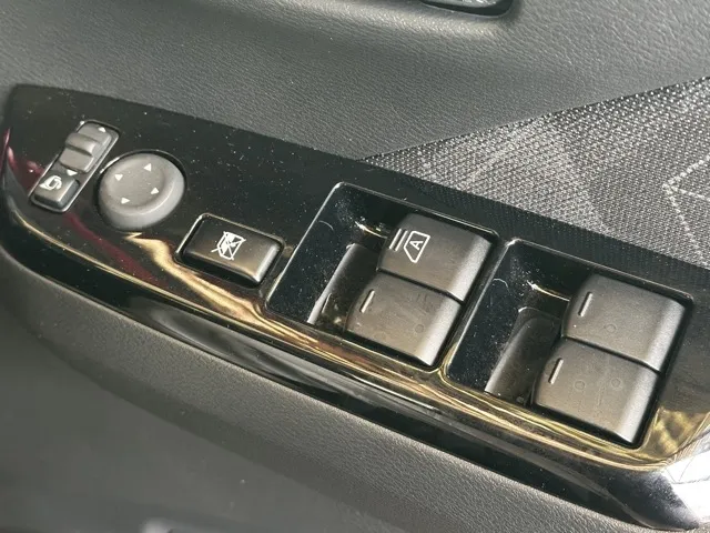 eKクロス(三菱)ＥＶ Ｐ中古車 11