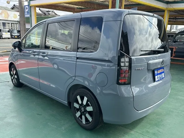 フリード(ホンダ)e：HEV エアー EX ６人乗新車見本展示無 2