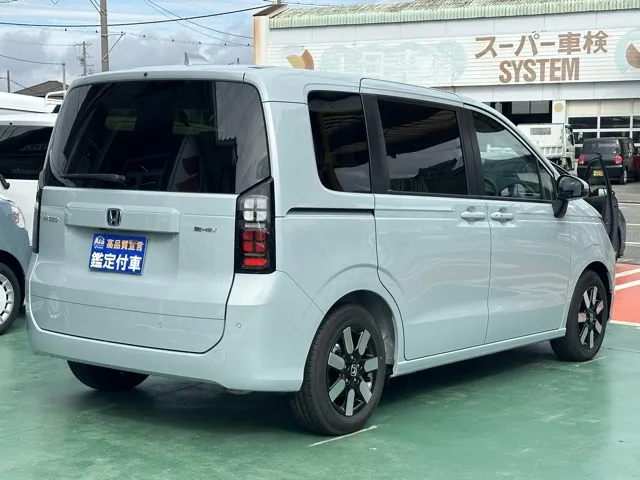 フリード(ホンダ)e：HEV エアー新車見本展示無 14