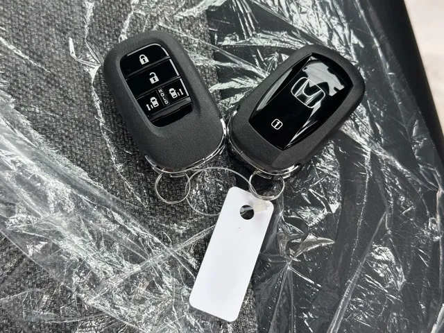 フリード(ホンダ)e：HEV エアー新車見本展示無 18