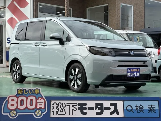 フリード(ホンダ)e：HEV エアー新車見本展示無 0