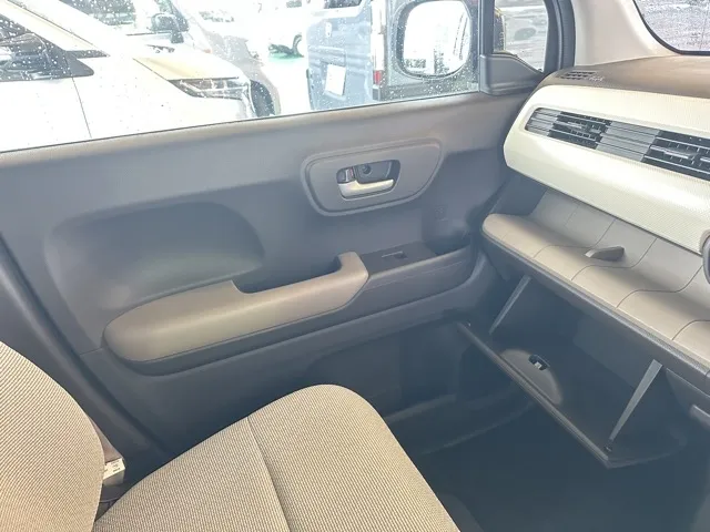 N-WGN(ホンダ)L ホンダセンシング中古車 24