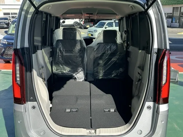 N-BOX(ホンダ)N-BOX コンフォートＰ届出済未使用車 11