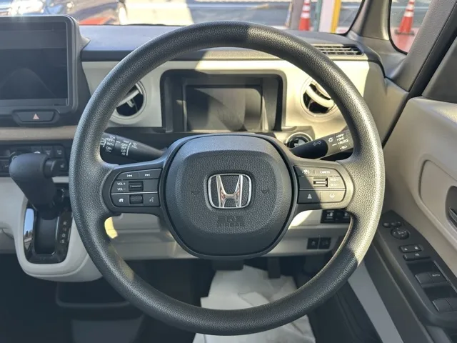 N-BOX(ホンダ)N-BOX コンフォートＰ届出済未使用車 6