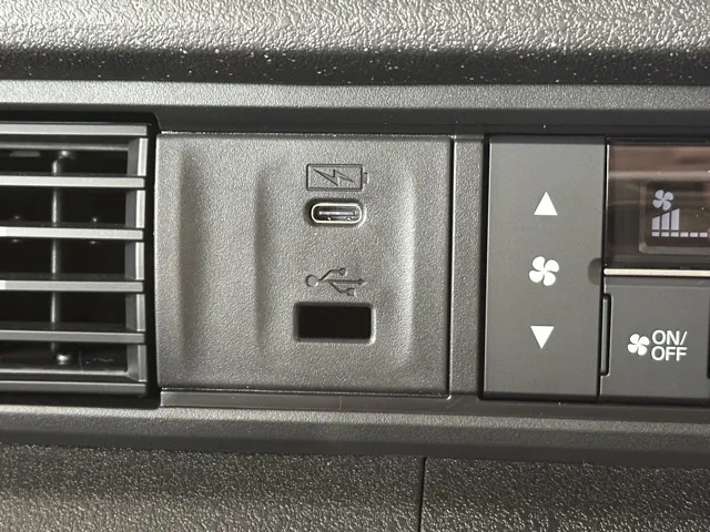 N-BOX(ホンダ)N-BOXカスタムターボ コーディネートスタイル届出済未使用車 20