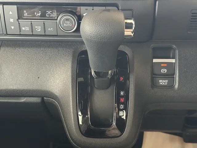 N-BOX(ホンダ)N-BOXカスタムターボ コーディネートスタイル届出済未使用車 22