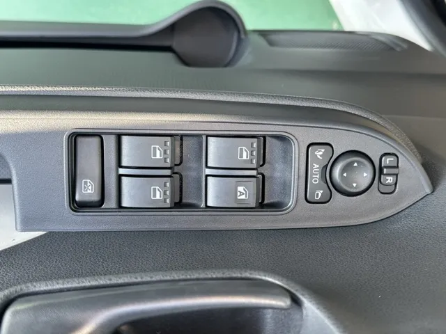 タント(ダイハツ)X届出済未使用車 14