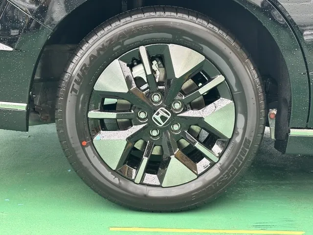 ステップワゴン(ホンダ)e・HEVスパーダ 7人登録済未使用車 16