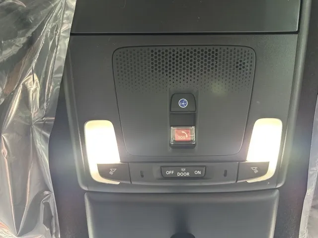 ステップワゴン(ホンダ)e・HEVスパーダ 7人登録済未使用車 28