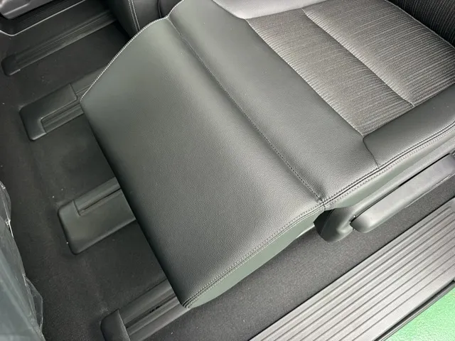 ステップワゴン(ホンダ)e・HEVスパーダ 7人登録済未使用車 5