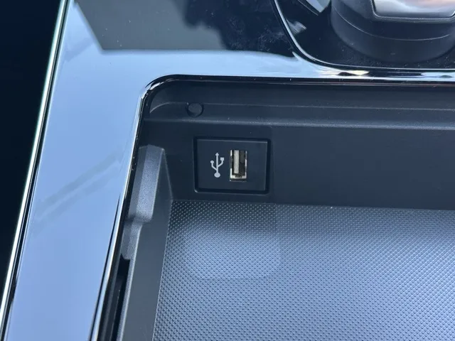 bZ4X(トヨタ)Z中古車 25