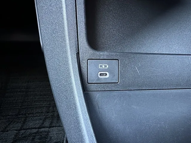 bZ4X(トヨタ)Z中古車 27