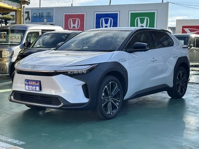 bZ4X(トヨタ)Z中古車 1