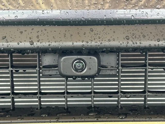 フリード(ホンダ)e：HEVクロスター 5人乗登録済未使用車 16