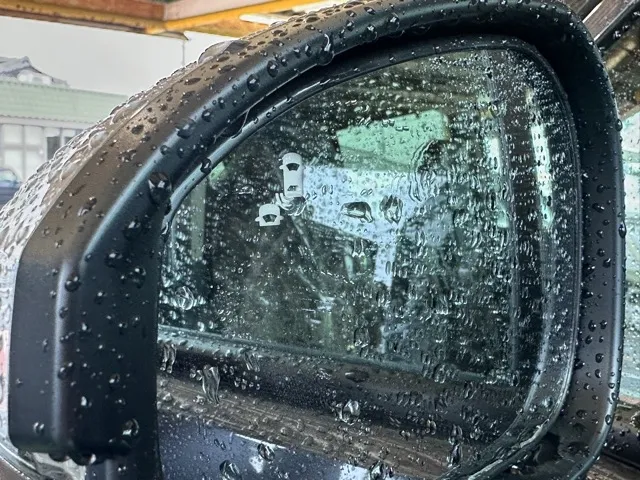 フリード(ホンダ)e：HEVクロスター 5人乗登録済未使用車 3