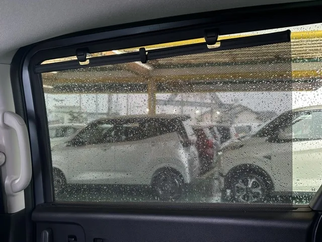 フリード(ホンダ)e：HEVクロスター 5人乗登録済未使用車 8