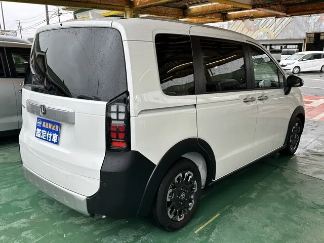 フリード(ホンダ)クロスター 5人乗中古車 15