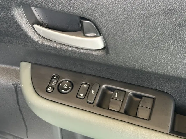 フリード(ホンダ)クロスター 5人乗中古車 17