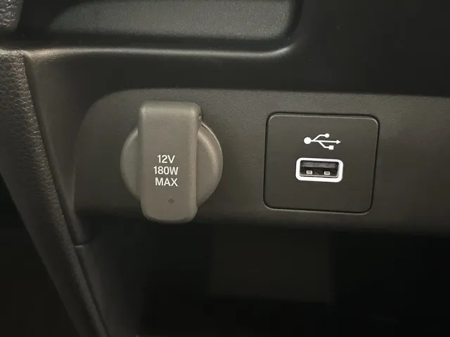 フリード(ホンダ)クロスター 5人乗中古車 23