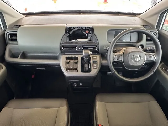 フリード(ホンダ)クロスター 5人乗中古車 5