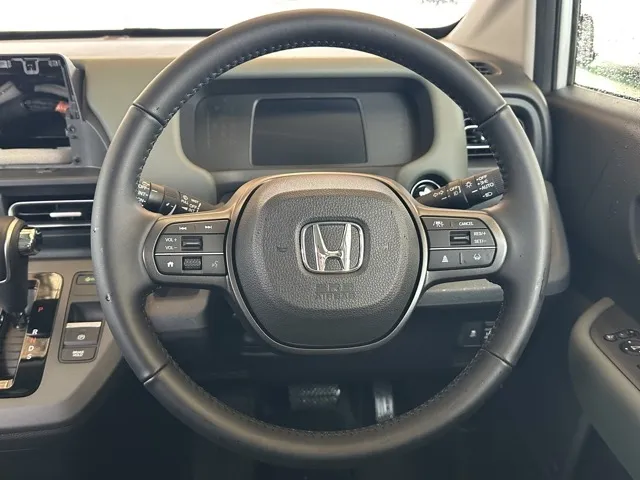 フリード(ホンダ)クロスター 5人乗中古車 6
