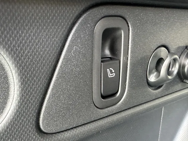 フォレスター(スバル)X-ブレイクS:HEV EX新車見本展示無 10