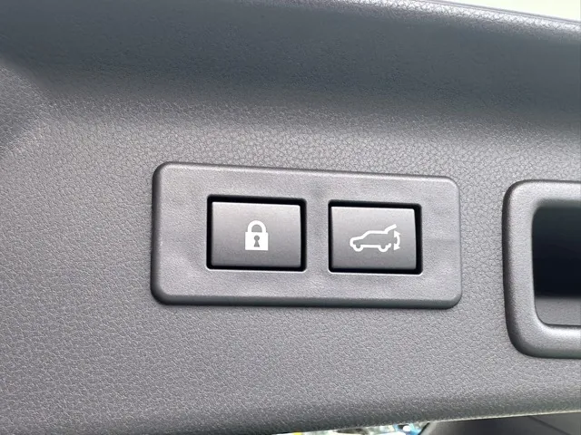 フォレスター(スバル)X-ブレイクS:HEV EX新車見本展示無 13