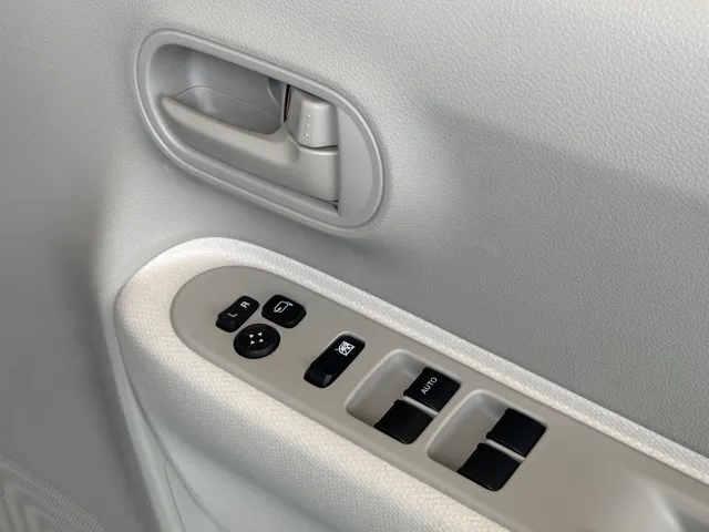 ラパン(スズキ)ハイブリッドL新車見本展示無 12