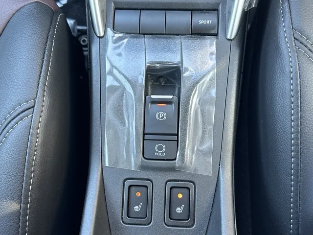 フロンクス(スズキ)ベースグレード新車見本展示無 19