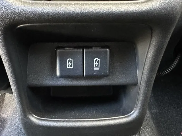 フロンクス(スズキ)ベースグレード新車見本展示無 7