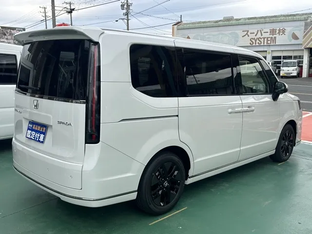 ステップワゴン(ホンダ)スパーダ 7人登録済未使用車 16