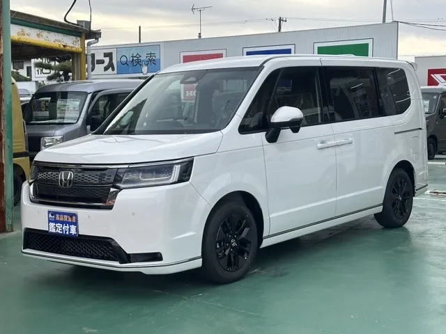 ステップワゴン(ホンダ)スパーダ 7人登録済未使用車 1