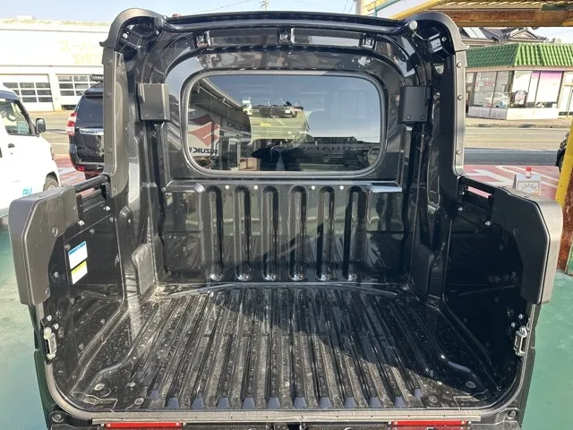 アトレー(ダイハツ)デッキバン AT 4WD届出済未使用車 9