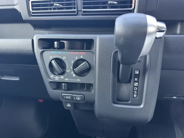 アトレー(ダイハツ)Ｘ届出済未使用車 12