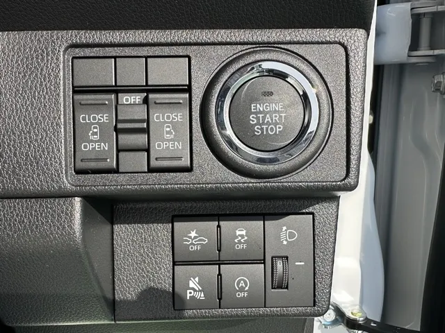 キャンバス(ダイハツ)ストライプスX ９インチDオーディオ届出済未使用車 13