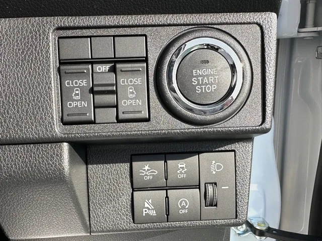 キャンバス(ダイハツ)ストライプスX ９インチDオーディオ届出済未使用車 12