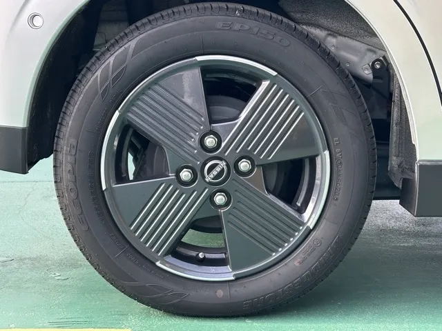 サクラ(ニッサン)X中古車 10