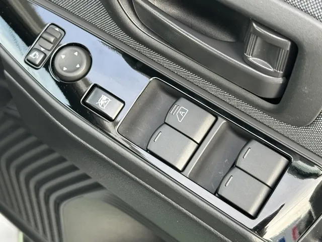 サクラ(ニッサン)X中古車 12